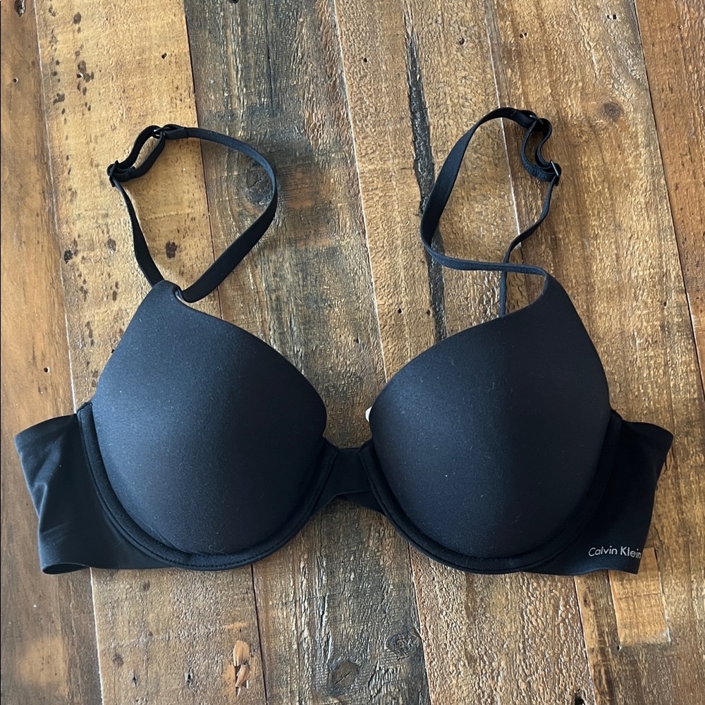 Calvin Klein Sleek Black Bra
